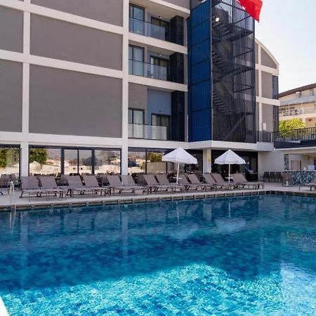 Side Square Hotel Exterior foto